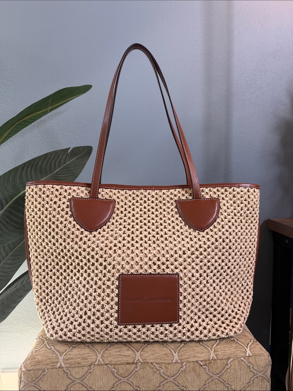 Marc Jacobs Woven Tote Bag with Brown Leather Trim - Picture 3 of 7
